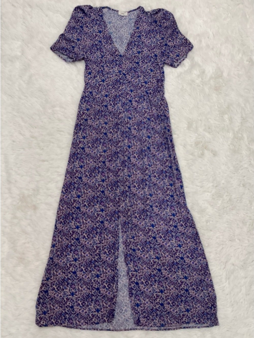 An’ge - Floral V-Neck Maxi Dress in Purple - Picture 4 of 10